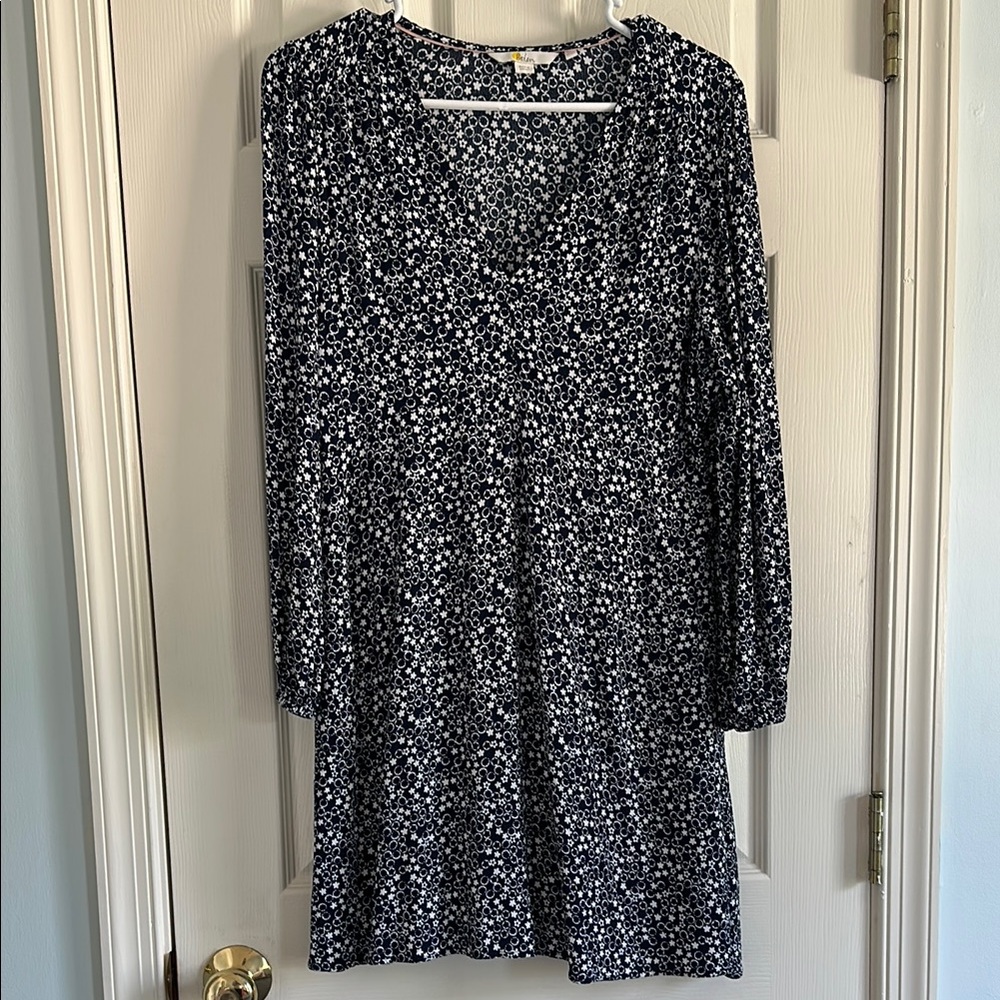 Boden Navy Blue and White Long Sleeve V-Neck Sundress
